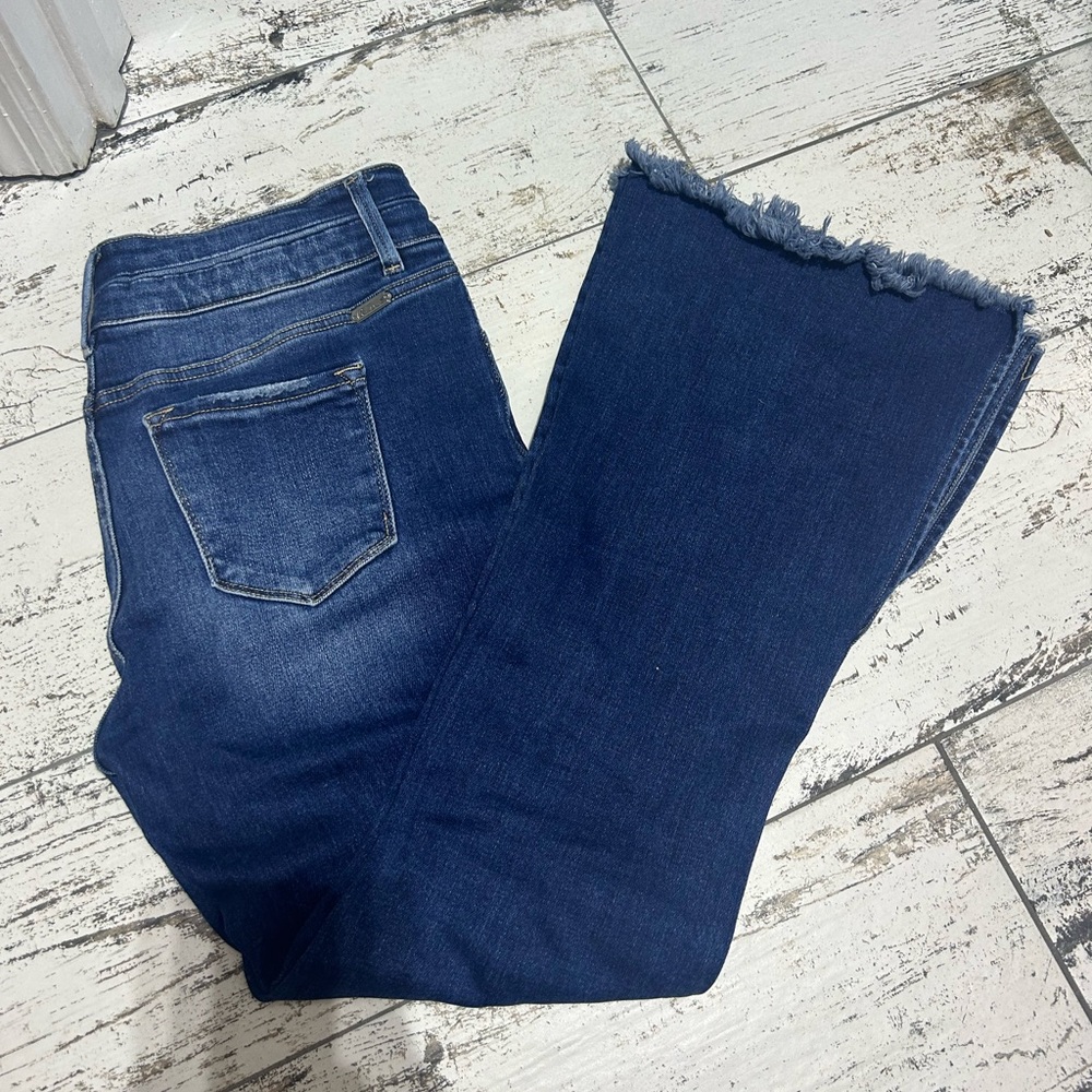 Women's high rise flare Frayed Hem Jeans
